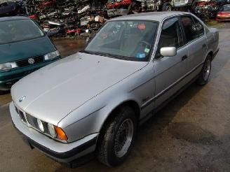 BMW 5-serie e34 525 picture 2