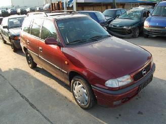 rozbiórka samochody osobowe Opel Astra f 1996