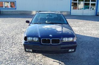 BMW 3-serie Montrealblauw Met. Sloop Deur Bumper picture 3