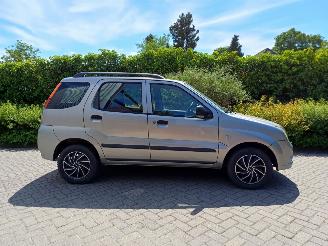 Suzuki Ignis 1.3-16V GLS picture 12