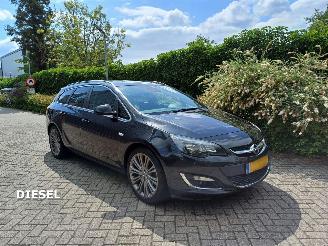 skadebil auto Opel Astra Sports Tourer 1.6 CDTi Cosmo 2014/4