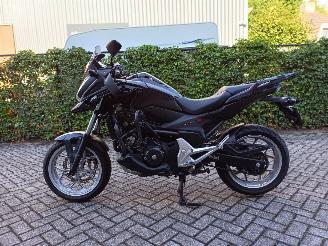 Honda  NC 750 X DCT C-ABS automaat picture 7