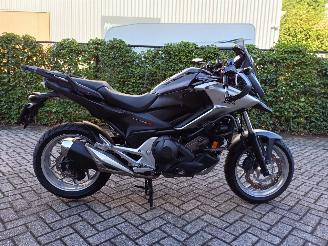 Honda  NC 750 X DCT C-ABS automaat picture 8