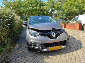 Renault Captur 1.2 TCe Helly Hansen AUTOMAAT picture 18