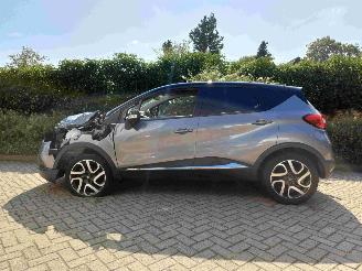 Renault Captur 1.2 TCe Helly Hansen AUTOMAAT picture 13