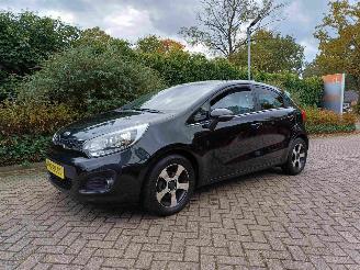 Schadeauto Kia Rio 1.2 CVVT Design Edition 5drs 2012/11