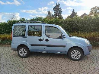 Fiat Doblo 1.4i    Dynamic 7 persoons picture 16