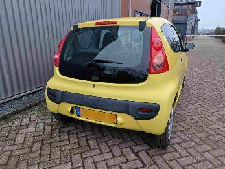 Peugeot 107 1.0-12V XR picture 14