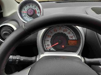 Peugeot 107 1.0 Envy 5drs airco picture 10