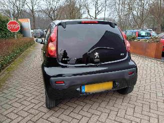 Peugeot 107 1.0 Envy 5drs airco picture 13