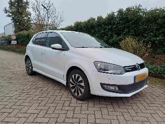 uszkodzony samochody osobowe Volkswagen Polo 1.4 TDI BlueMotion  MOTORSCHADE 2014/12