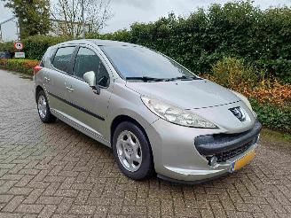 Peugeot 207 SW 1.6 VTi X-line automaat picture 3