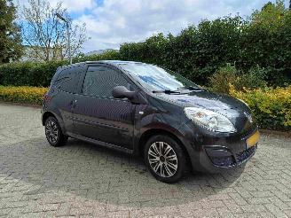 Schadeauto Renault Twingo 1.2 Acces airco MOTORSCHADE 2007/10