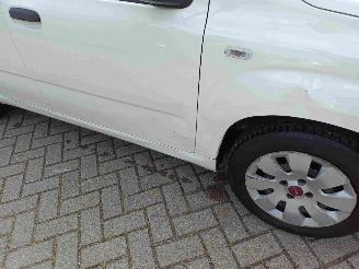 Fiat Panda 1.2 Lounge airco picture 10