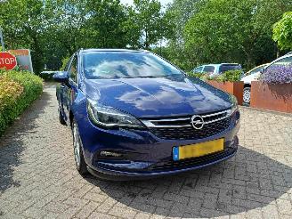 Opel Astra Sports Tourer 1.6 CDTI Business+ picture 22