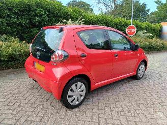 Toyota Aygo 1.0 VVT-i Now airco 5drs picture 2