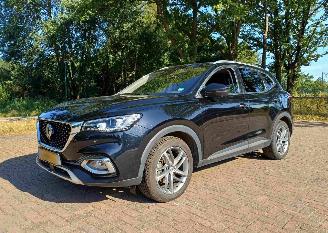Damaged car MG EHS 1.5 TGDI Luxury 2023/2