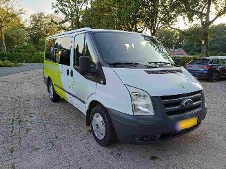 Ford Transit Kombi 300S 2.2 TDCI 9 persoons picture 17