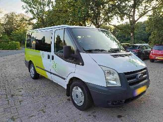  Ford Transit Kombi 300S 2.2 TDCI 9 persoons 2009/10