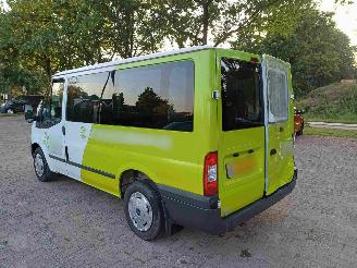 Ford Transit Kombi 300S 2.2 TDCI 9 persoons picture 4