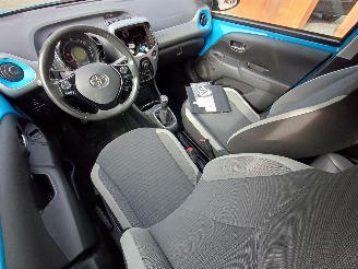 Toyota Aygo 1.0 VVT-i x-play picture 8
