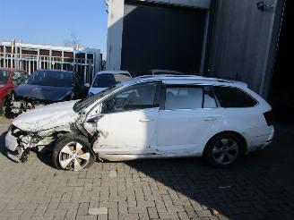 Damaged car Skoda Octavia 15tsi 110kW DSG 2019/2