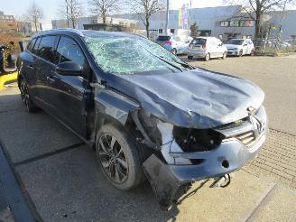 Renault Mégane 1.3TCE 103kW BOSE picture 3