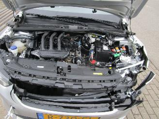 Opel Corsa 12i 5drs picture 12