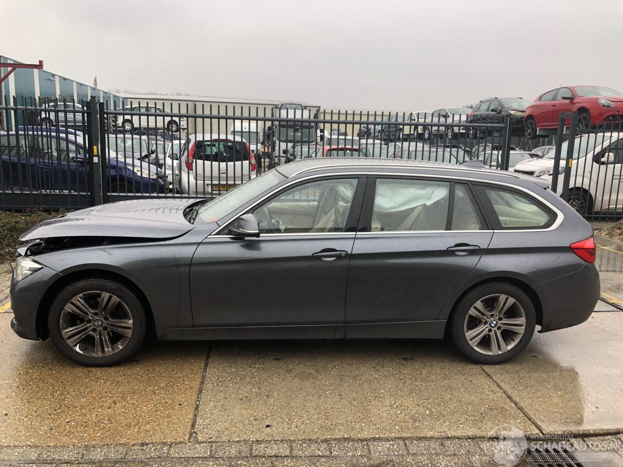 BMW 3-serie 320i Touring Automaat