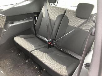 Dacia Lodgy 13TCE 96kW 7 persoons Airco picture 9