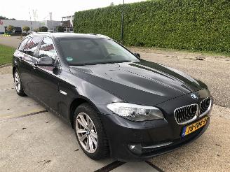 BMW 5-serie 520i Touring Aut High Executive picture 3