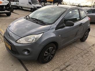 Ford Ka 12i AIRCO picture 2