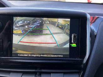 Peugeot 208 12i 60kW Allure NAVI picture 10