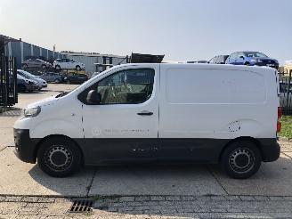 Schade bestelwagen Peugeot Expert 2.0D 90kW E6 Automaat 115000 km 2021/12