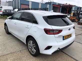 Kia Ceed 14 t-gdi 103 kW E6 Automaat picture 5