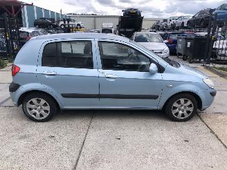 Vaurioauto  passenger cars Hyundai Getz 14i 71kW AIRCO 2008/8