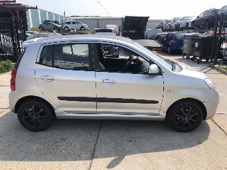  Kia Picanto 1.0i Airco, LM velgen 2010/7
