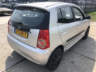 Kia Picanto 1.0i Airco, LM velgen picture 5