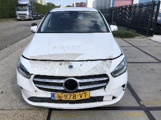 Mercedes B-klasse B200D Automaat picture 11