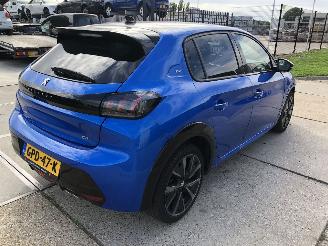 Peugeot 208 12i PT 96kW Aut. GT picture 4