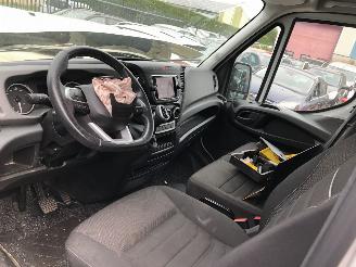 Iveco Daily 35S18 Aut. 3.0D 129kW MAXI picture 6