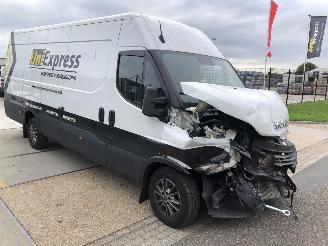 Iveco Daily 35S18 Aut. 3.0D 129kW MAXI picture 3