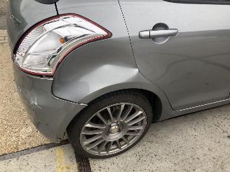 Suzuki Swift 12i 122000 km picture 16