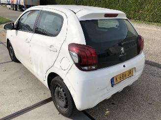 Peugeot 108  picture 5