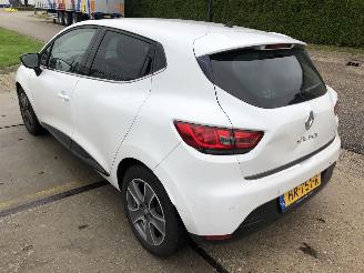 Renault Clio 15dci 66kW E6 Night & Day picture 5