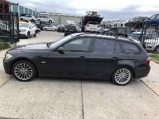 uszkodzony samochody osobowe BMW 3-serie 318i Touring 2007/9