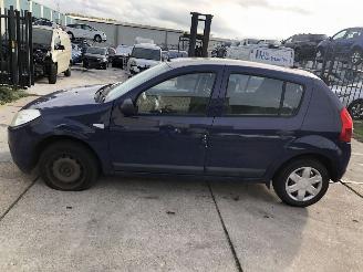 Auto incidentate Dacia Sandero 12i 16v 55kW 2009/8