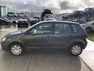 skadebil auto Volkswagen Polo 14i 16v Airco 2006/6
