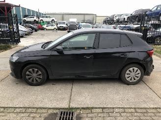 Vaurioauto  passenger cars Skoda Fabia 1.0tsi 70kW Ambition 2023/1