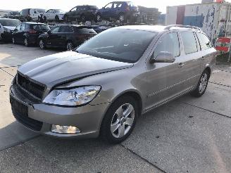 Skoda Octavia 12tsi 77kW E5 DSG Combi picture 2